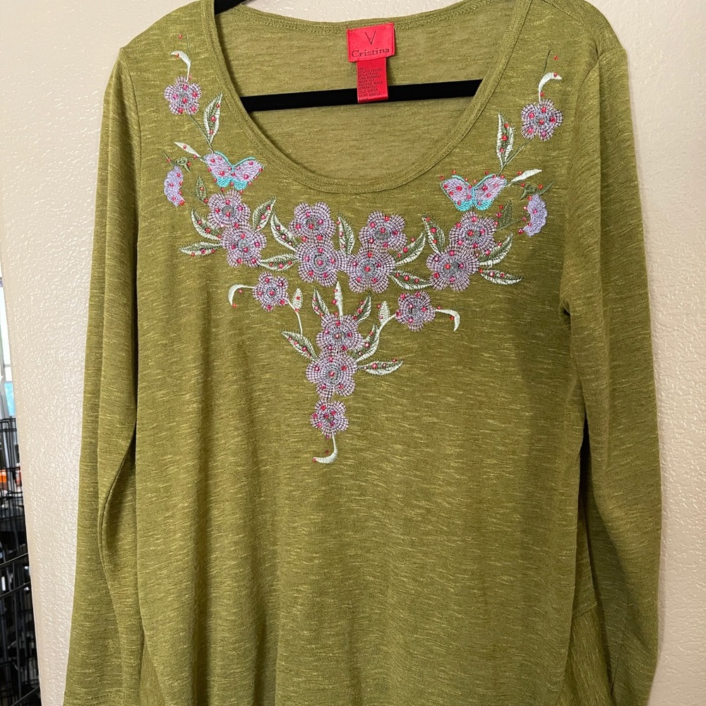 V Cristina Green Olive top embroidered with  Small Shiny Accents Size Large